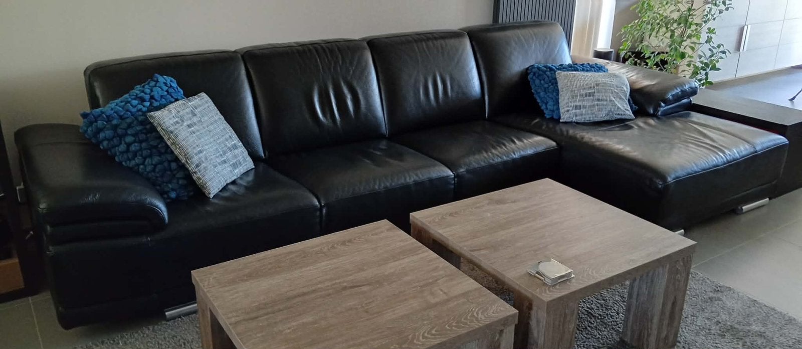 Lederen salon: 3 zit met longchair, Huis en Inrichting, Zetels | Complete zithoeken, Ophalen, Gebruikt