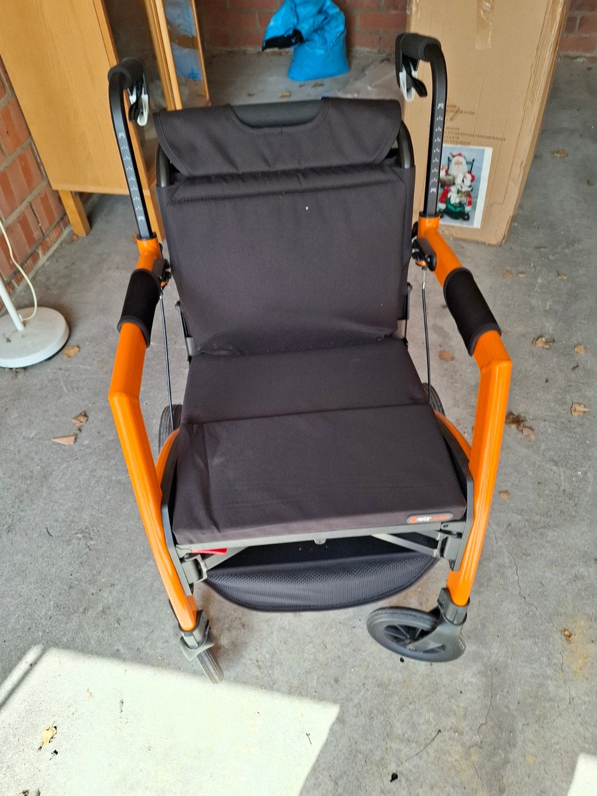 Rolstoel rollator, Diversen, Ophalen of Verzenden, Inklapbaar, Zo goed als nieuw
