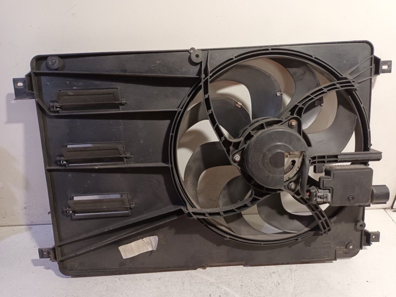 Koelventilator Volvo V40, Auto-onderdelen, Onderdelen@venauto.nl, Van der Ven Autorecycling B.V., Gebruikt, Ettenseweg 76, 4706 PB Roosendaal, The Netherlands