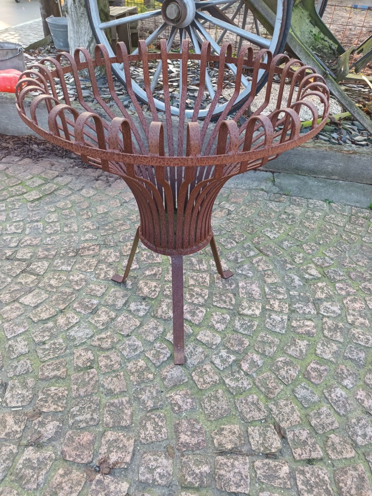 magnifieke smeedijzeren grote vuurkorf, Ophalen, Vuurkorf