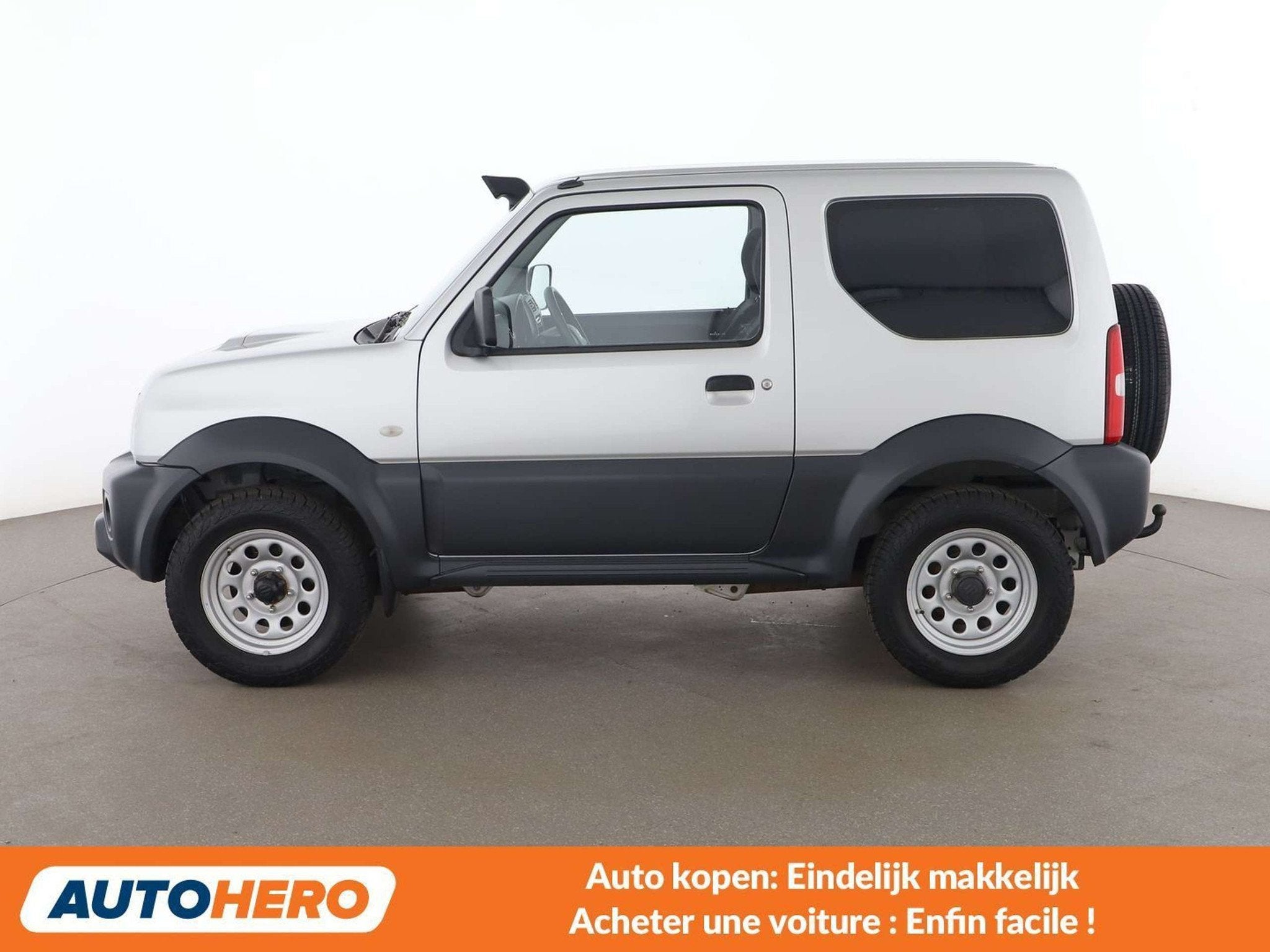 Suzuki Jimny 1.3 Club (bj 2017), Auto's, 4 zetels, Stof, Gebruikt, 1328 cc