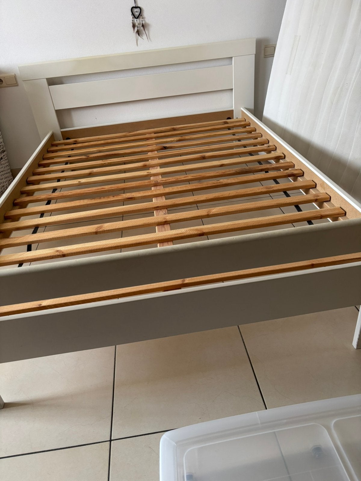 Bed 140 x 200., Huis en Inrichting, Slaapkamer | Bedden, Ophalen, Gebruikt, 140 cm, Twijfelaar