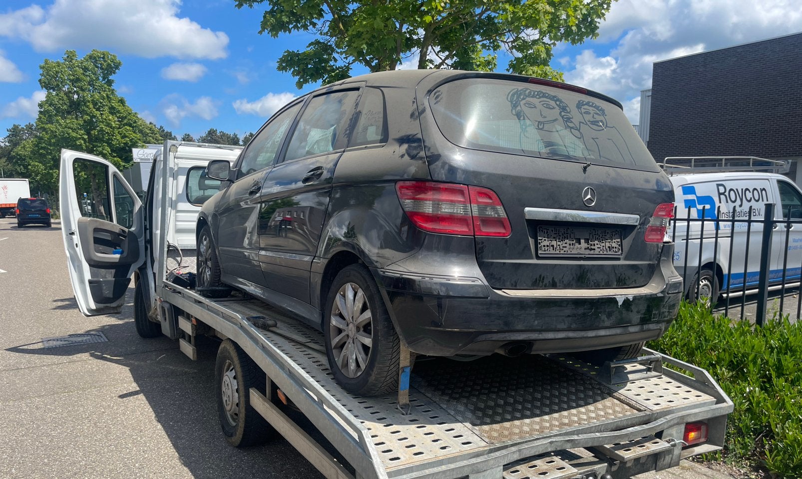Takeldienst-24/7 bescikbaar 100% service +32489439704, Auto-onderdelen, Ophalen, Audi