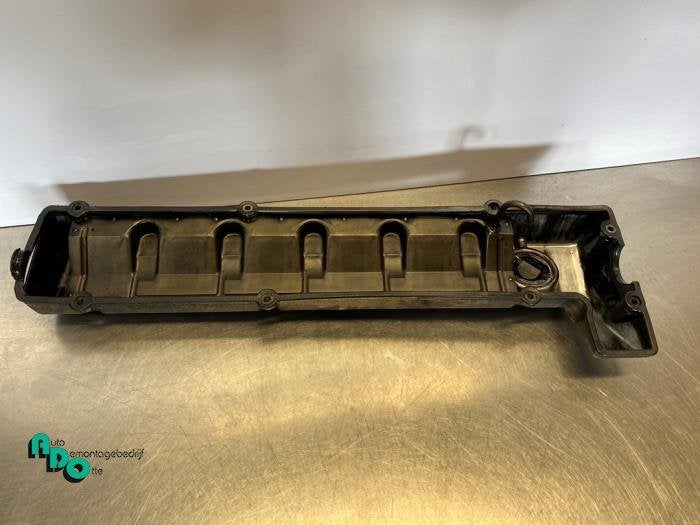 Couvercle soupapes d'un Mercedes 200 - 500, 3 mois de garantie, Utilisé, -, -