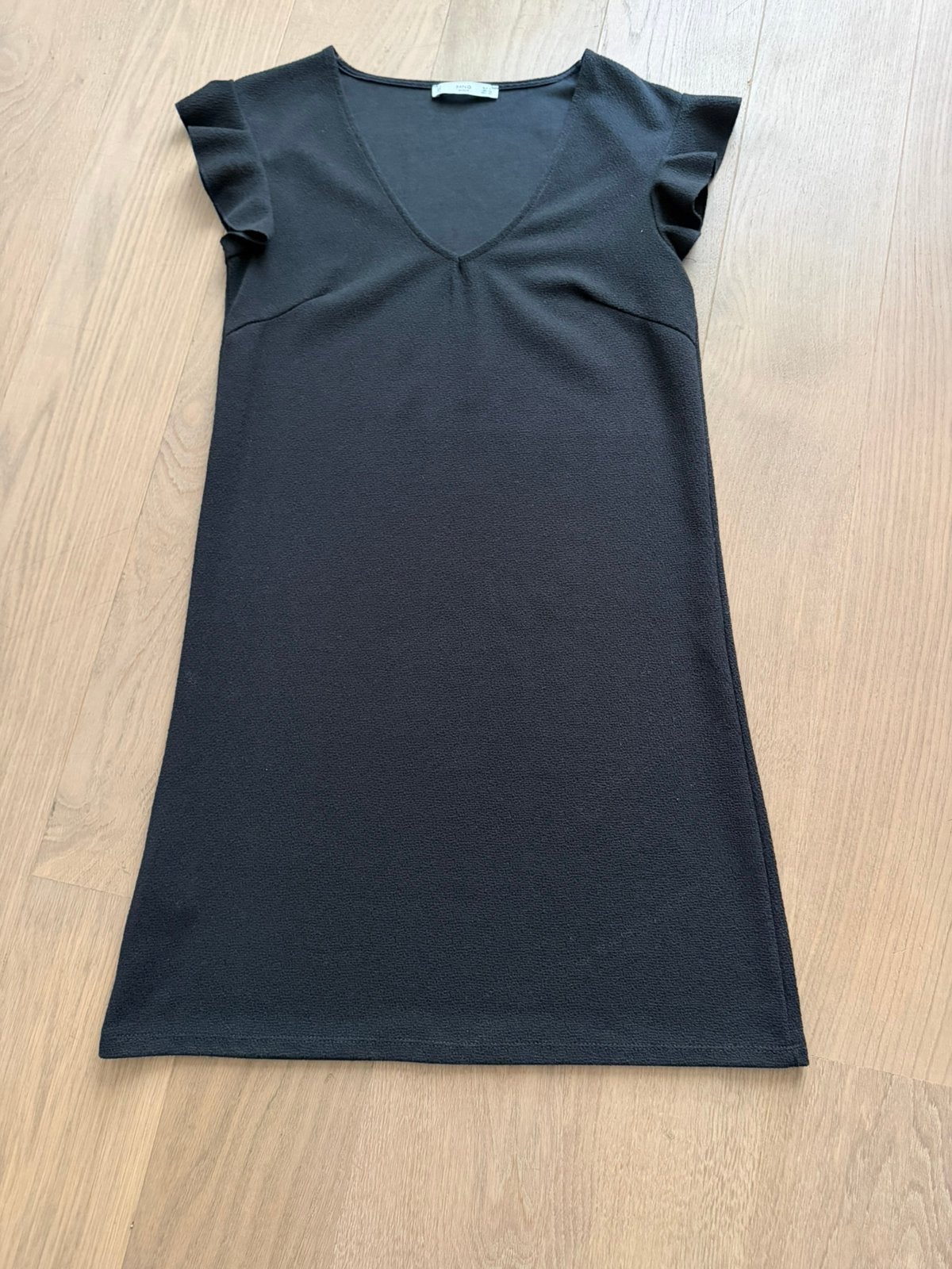 Zwarte jurk maat s mango, Zwart, Ophalen of Verzenden, Zo goed als nieuw, Knielengte