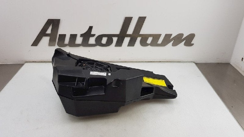 SUBWOOFER Audi TT (8J3) (01-2006/06-2014) (|8J8035382A|), Utilisé, Audi