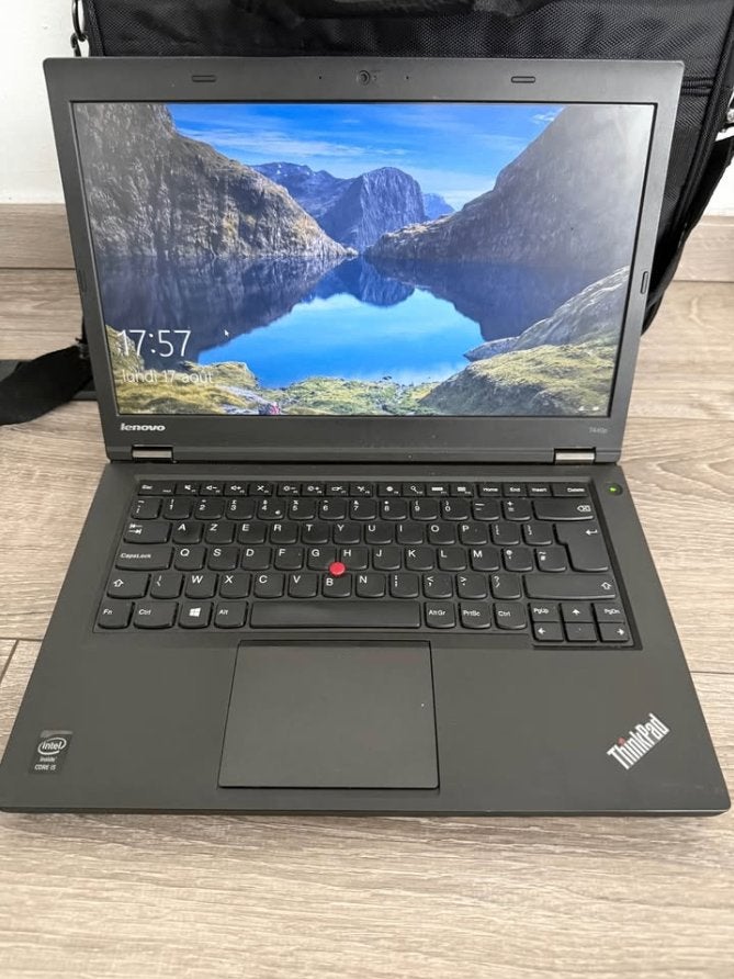 Lenovo ThinkPad T440p — Intel Core i5 — Windows 10 Pro, Computers en Software, Besturingssoftware, Ophalen, Nieuw, Windows