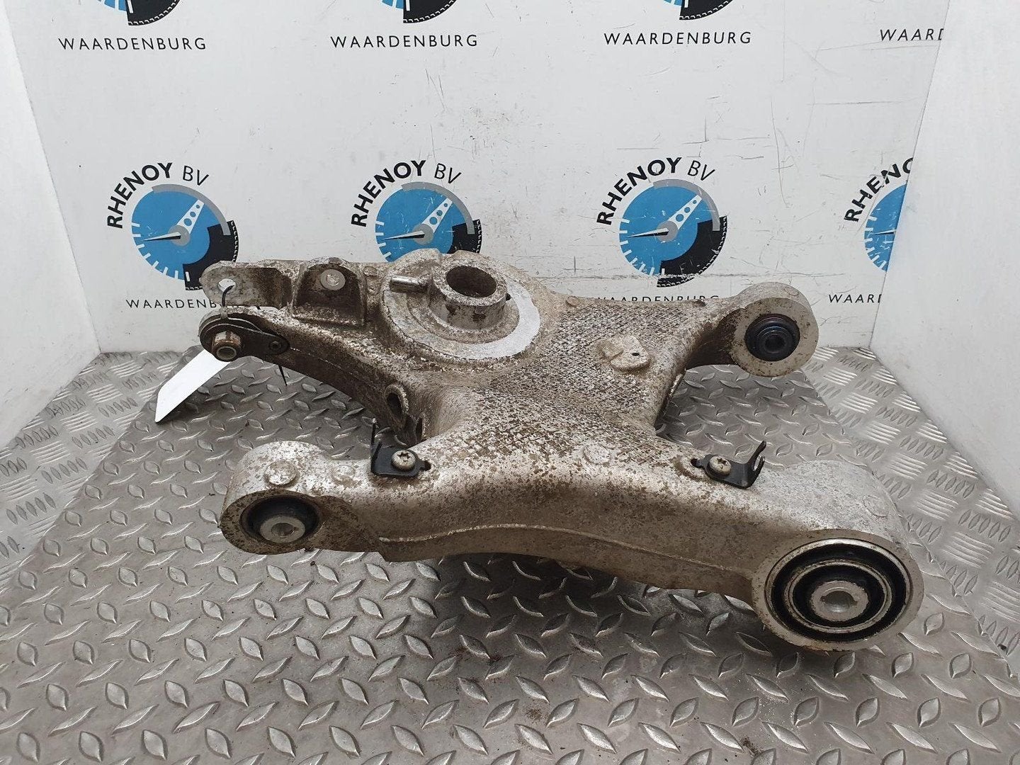 LANDROVER RANGE ROVER VELAR L560 R-Dynamic DRAAGARM ONDER RA, Ophalen of Verzenden, Gebruikt, ARN erkend