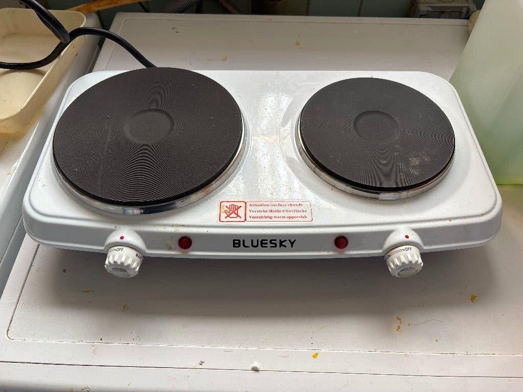 Bluesky Elektrische Kookplaat ( 2 pits), Electroménager, Enlèvement, Autoportant, Électrique, 3 zones de cuisson ou moins