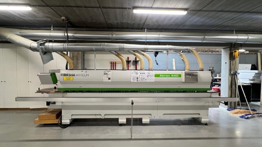 BIESSE AKRON 440, Zakelijke goederen, Machines en Bouw | Houtbewerking, Ophalen