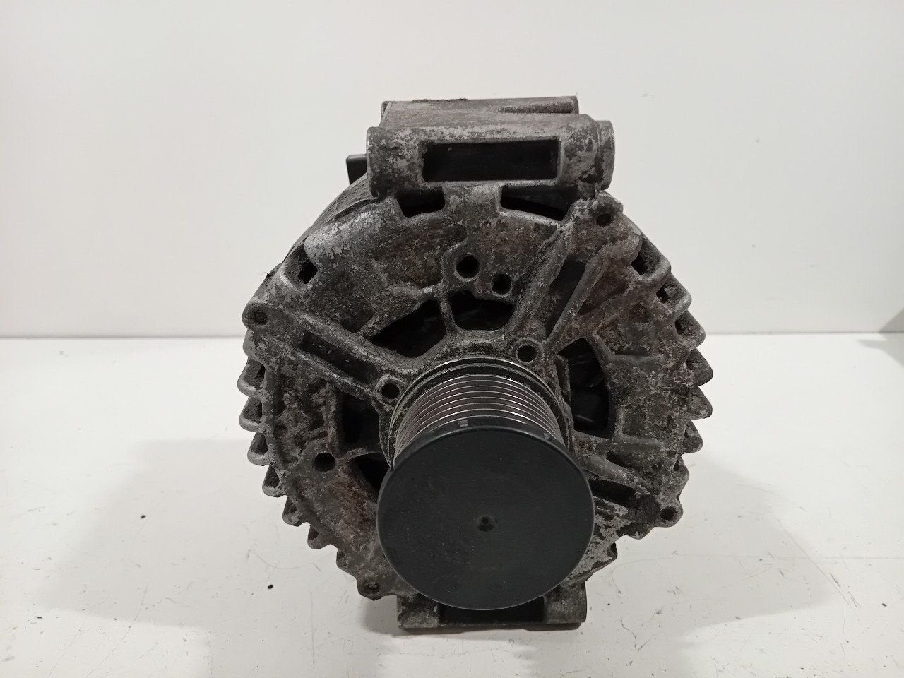 Dynamo Mercedes-Benz ML-Klasse, Onderdelen@venauto.nl, Van der Ven Autorecycling B.V., Gebruikt, Ettenseweg 76, 4706 PB Roosendaal, The Netherlands