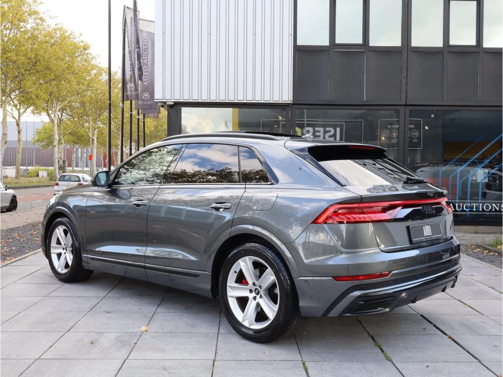 Audi Q8 Type 55 TFSI e Quattro S-Line, Auto's, Audi, Particulier, Q8, 360° camera, 4x4, ABS, Achteruitrijcamera, Adaptieve lichten