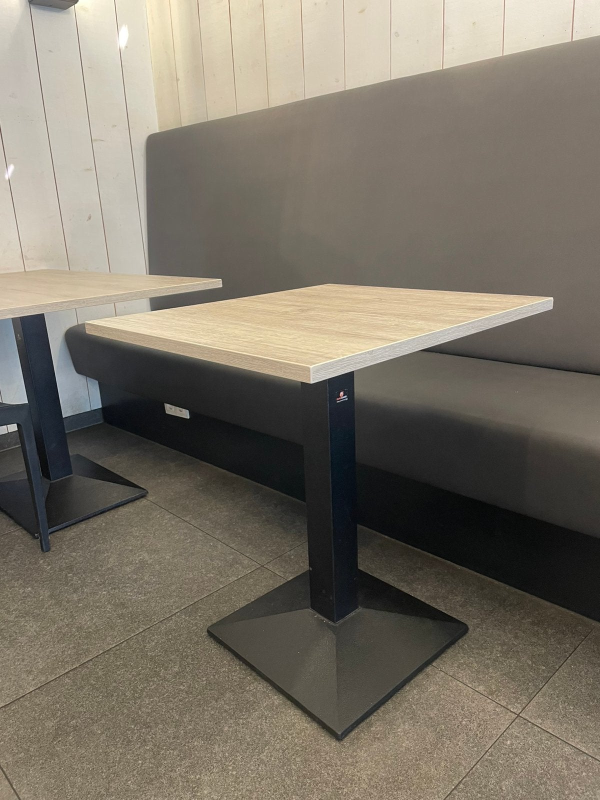 2 persoons tafel €35 per stuk, Huis en Inrichting, Tafels | Eettafels, Gebruikt, Ophalen