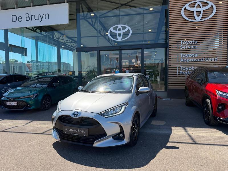 Toyota Yaris Iconic, Overige kleuren, Bedrijf, 5 deurs, Hybride Elektrisch/Benzine