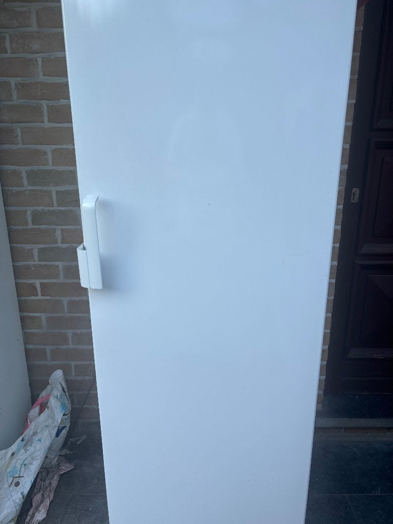 Frigo Siemens, Classe énergétique A ou plus économe, Sans bac à congélation, Utilisé, 45 à 60 cm