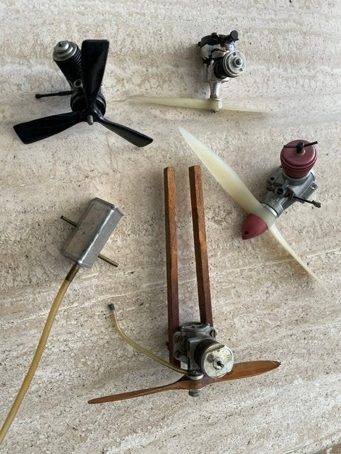 moteur avion rc vintage, Enlèvement, Comme neuf, Nitro