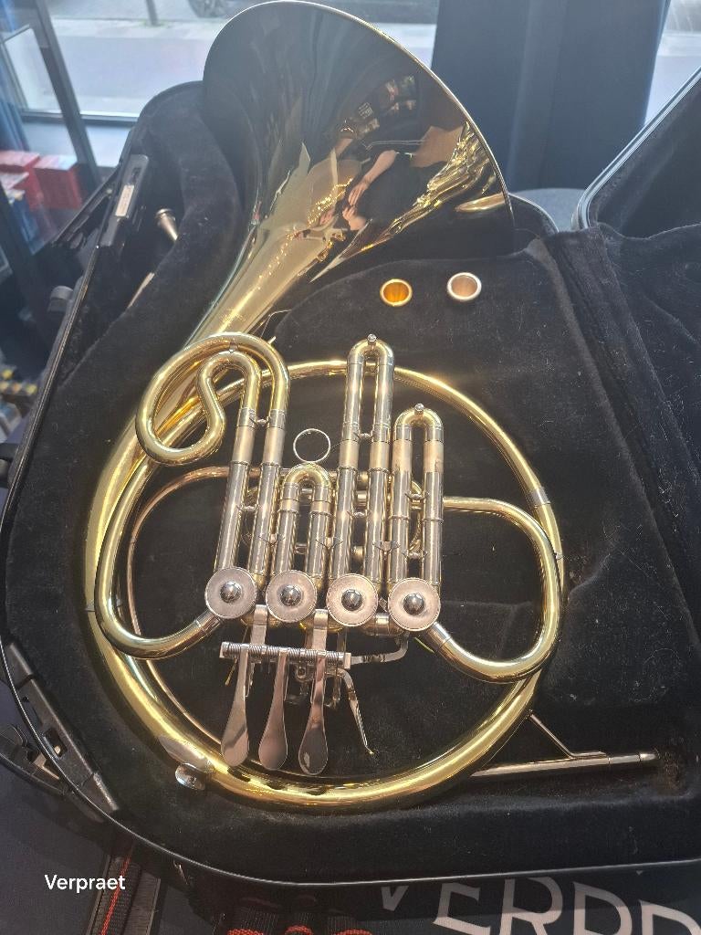 Yamaha 322ii hoorn, Muziek en Instrumenten, Blaasinstrumenten | Hoorns, Gebruikt, Bes-hoorn, Met koffer, Ophalen