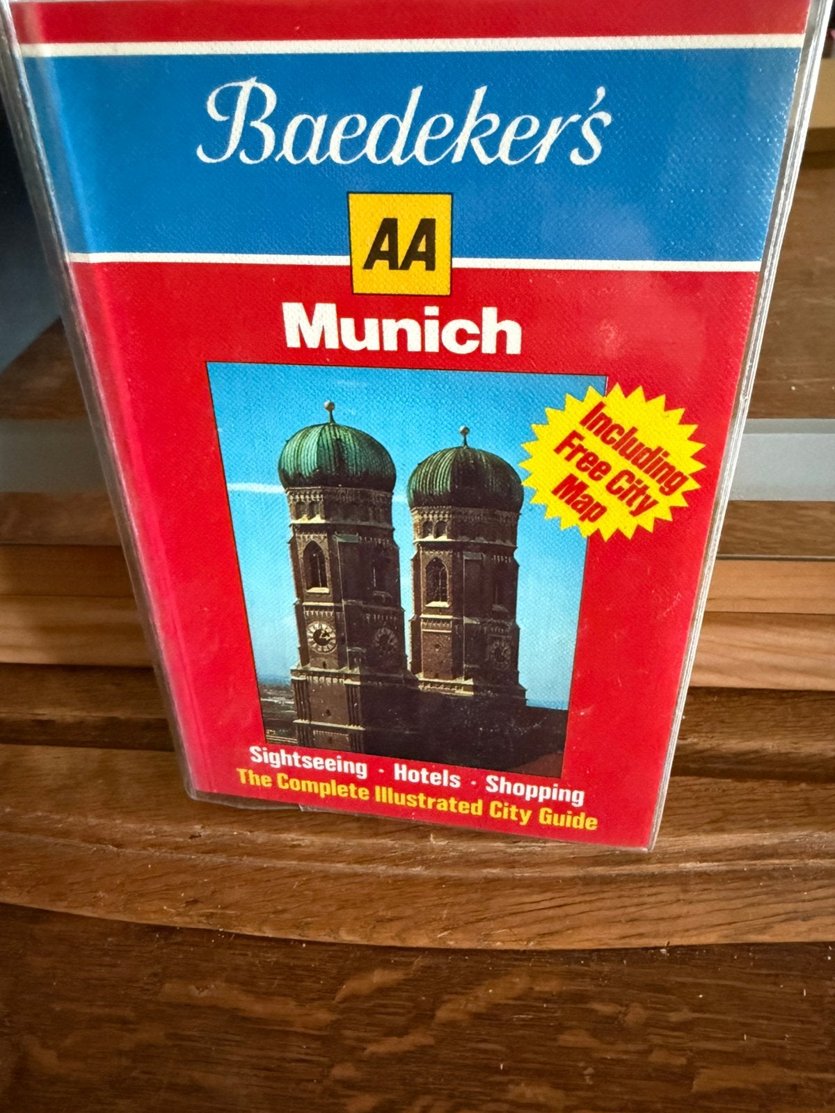 Munich, Livres, Guides touristiques, Autres marques, Enlèvement ou Envoi, Comme neuf, Europe