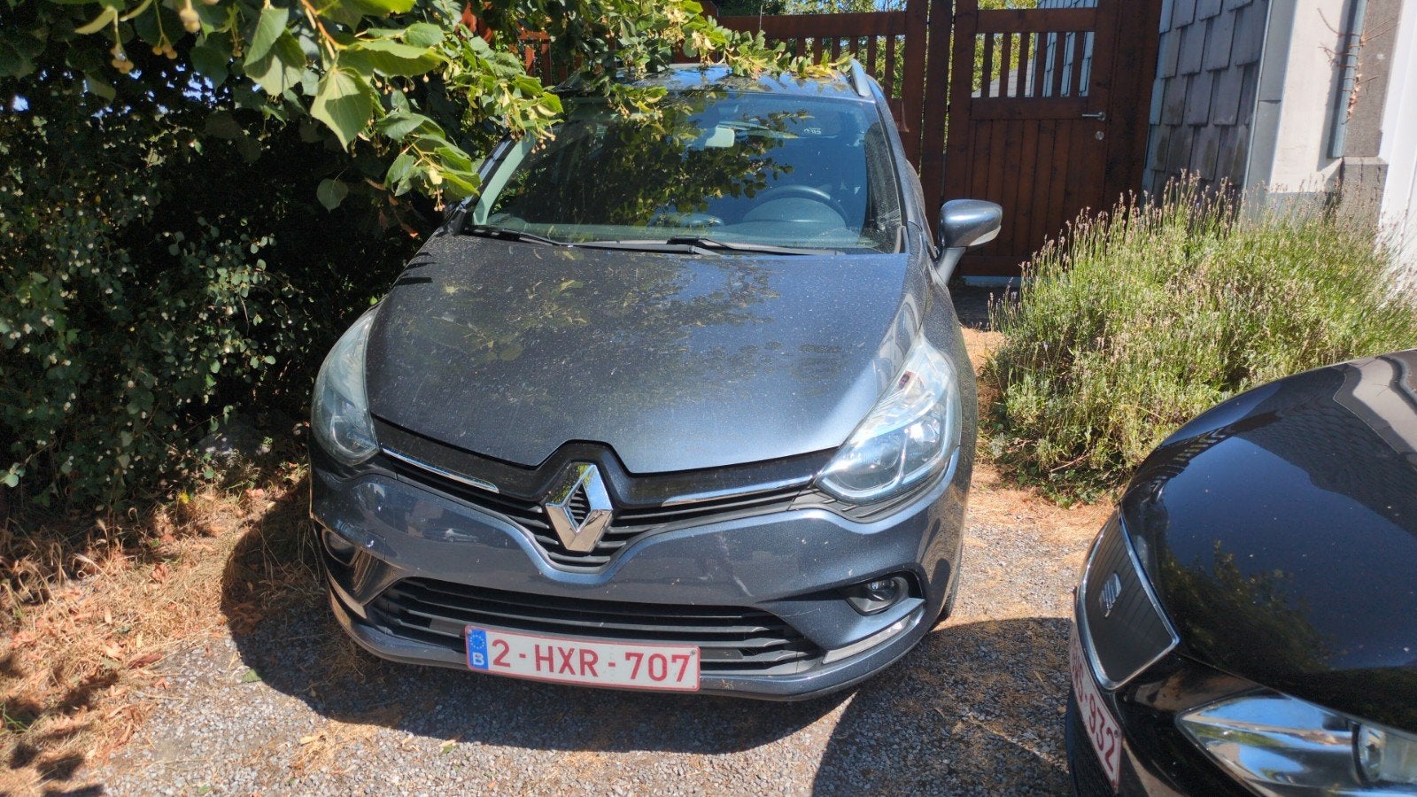 clio 4 break tce 900 turbo fume blanc, Autos, Argent ou Gris, Achat, Boîte manuelle, Particulier