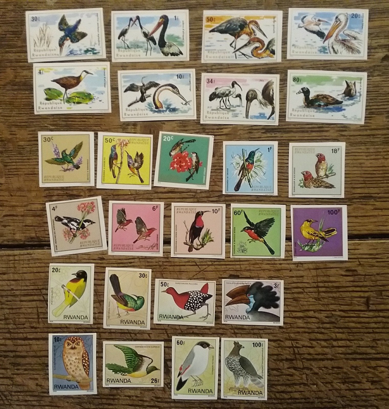 RWANDA: OISEAUX 3 SÉRIES NEUVES** NON DENTELÉES COTE: 72,50€, Enlèvement ou Envoi