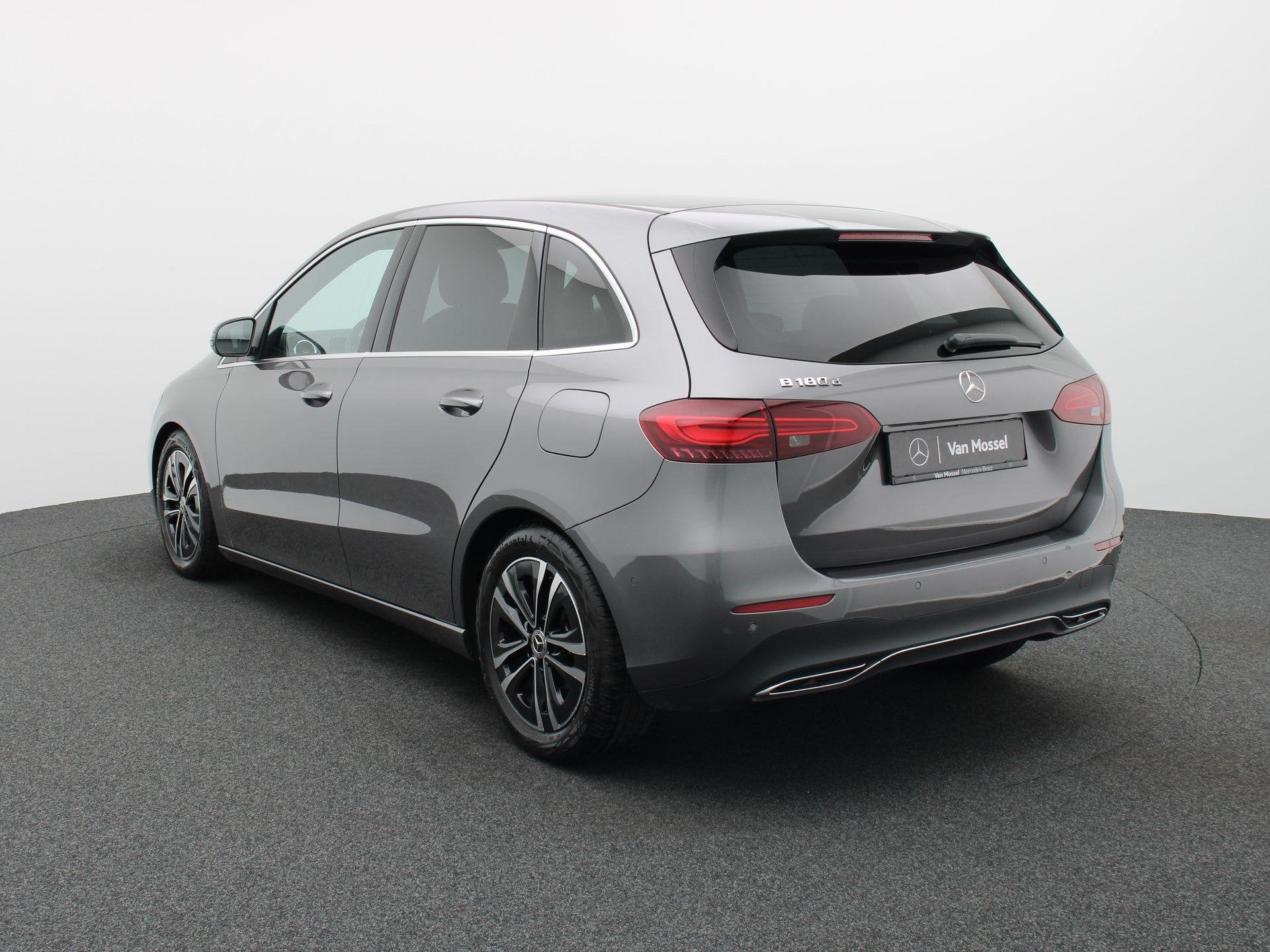 Mercedes-Benz B-Klasse 180 d Business Line + CARPLAY + CAMER, Argent ou Gris, Achat, Euro 6, 116 ch