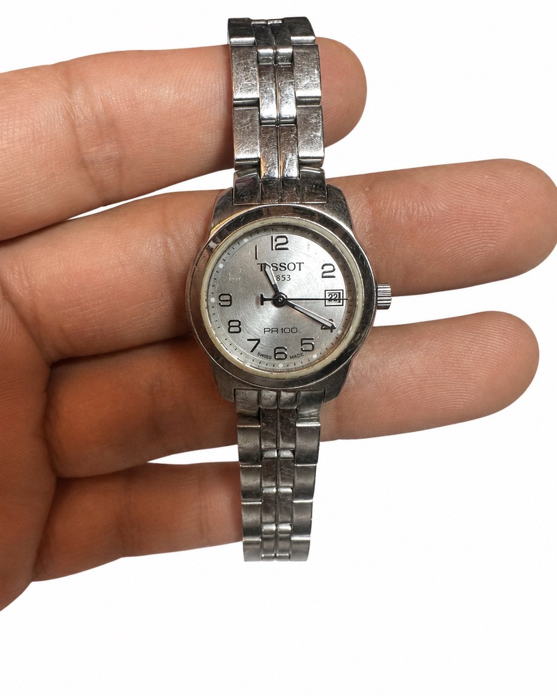 Montre Tissot PR 100 pour femme, ancien modèle, Bijoux, Sacs & Beauté, Montres | Femmes, Enlèvement ou Envoi, Comme neuf, Acier