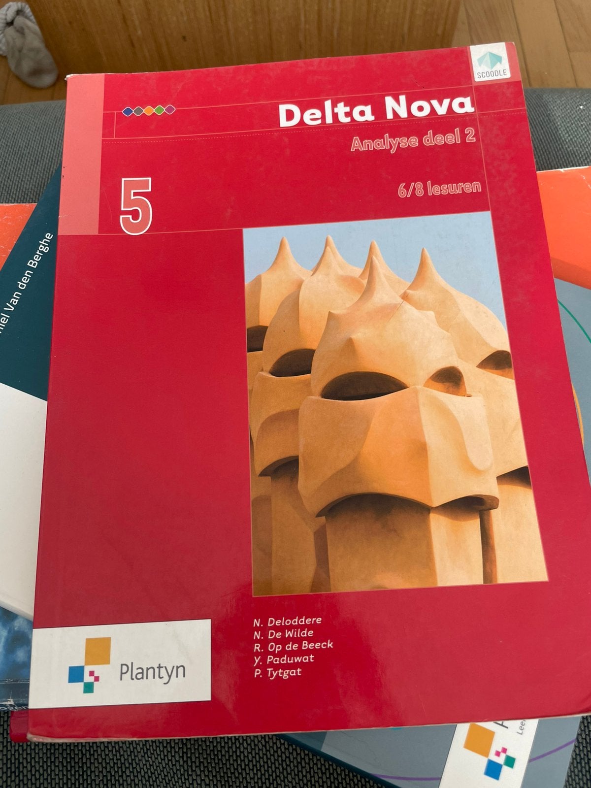 Schoolboeken Delta nova 5/6 middelbaar, Ophalen of Verzenden, Zo goed als nieuw
