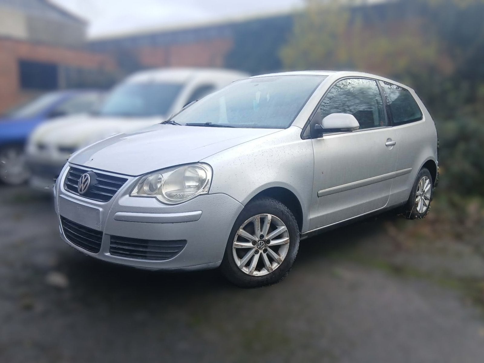 Volkswagen Polo 1.2 Benzine met Keuring verkoop en Garantie., Auto's, Voorwielaandrijving, Euro 5, Stof, Zwart
