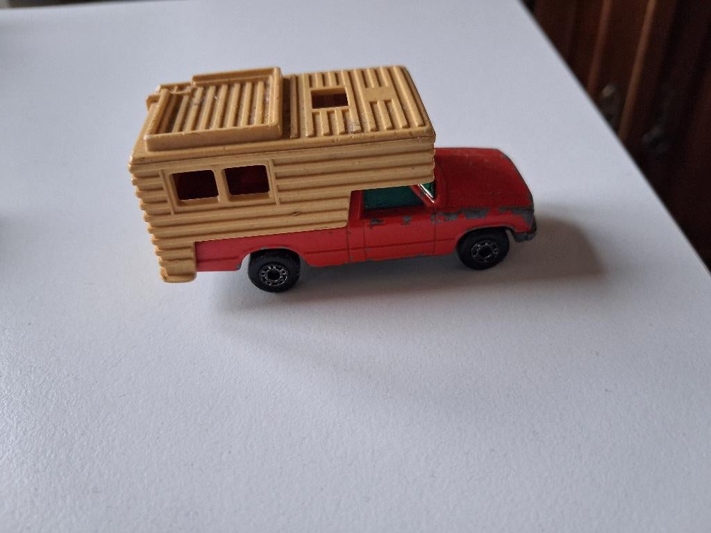 matchbox camper, Hobby en Vrije tijd, Ophalen of Verzenden, Gebruikt, Bus of Vrachtwagen