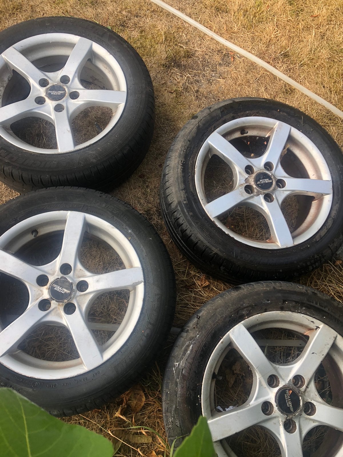 Te koop banden, Ophalen, Band(en)