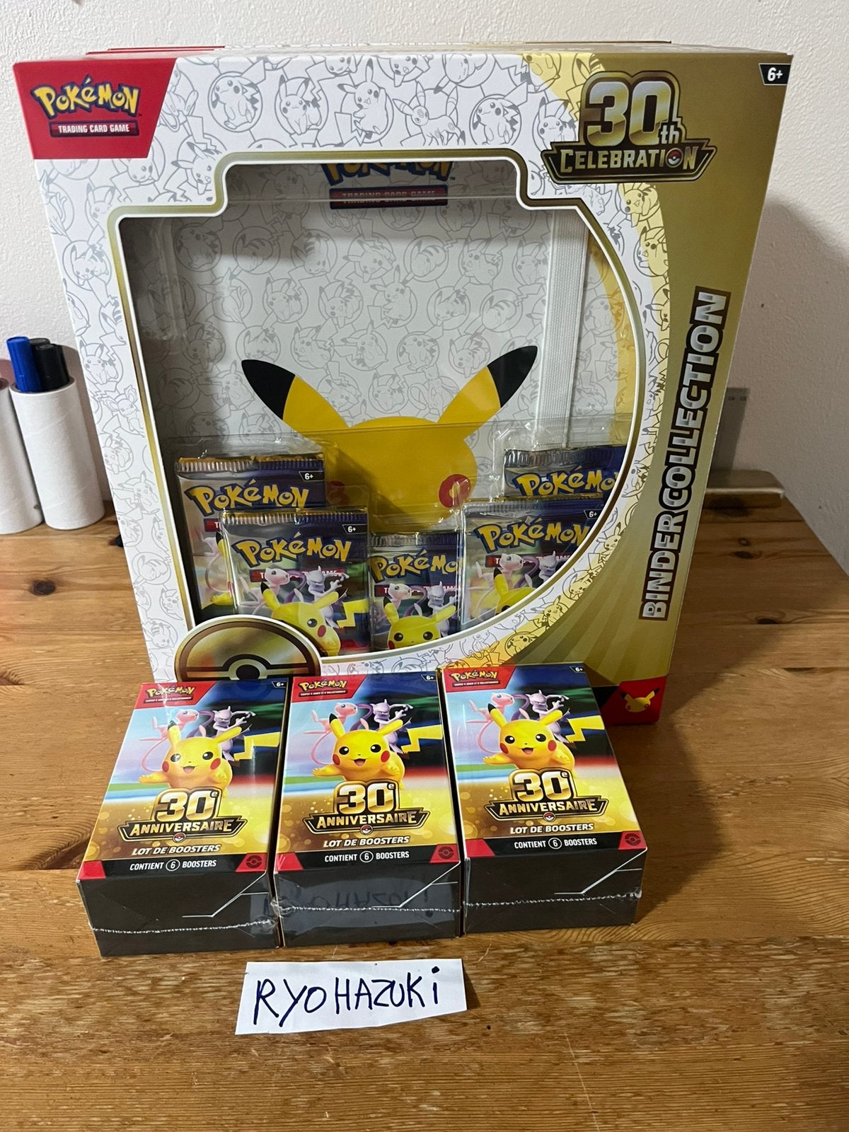 Pokemon 30th (30 jaar oud) Binder Collection-set, Ophalen of Verzenden, Zo goed als nieuw