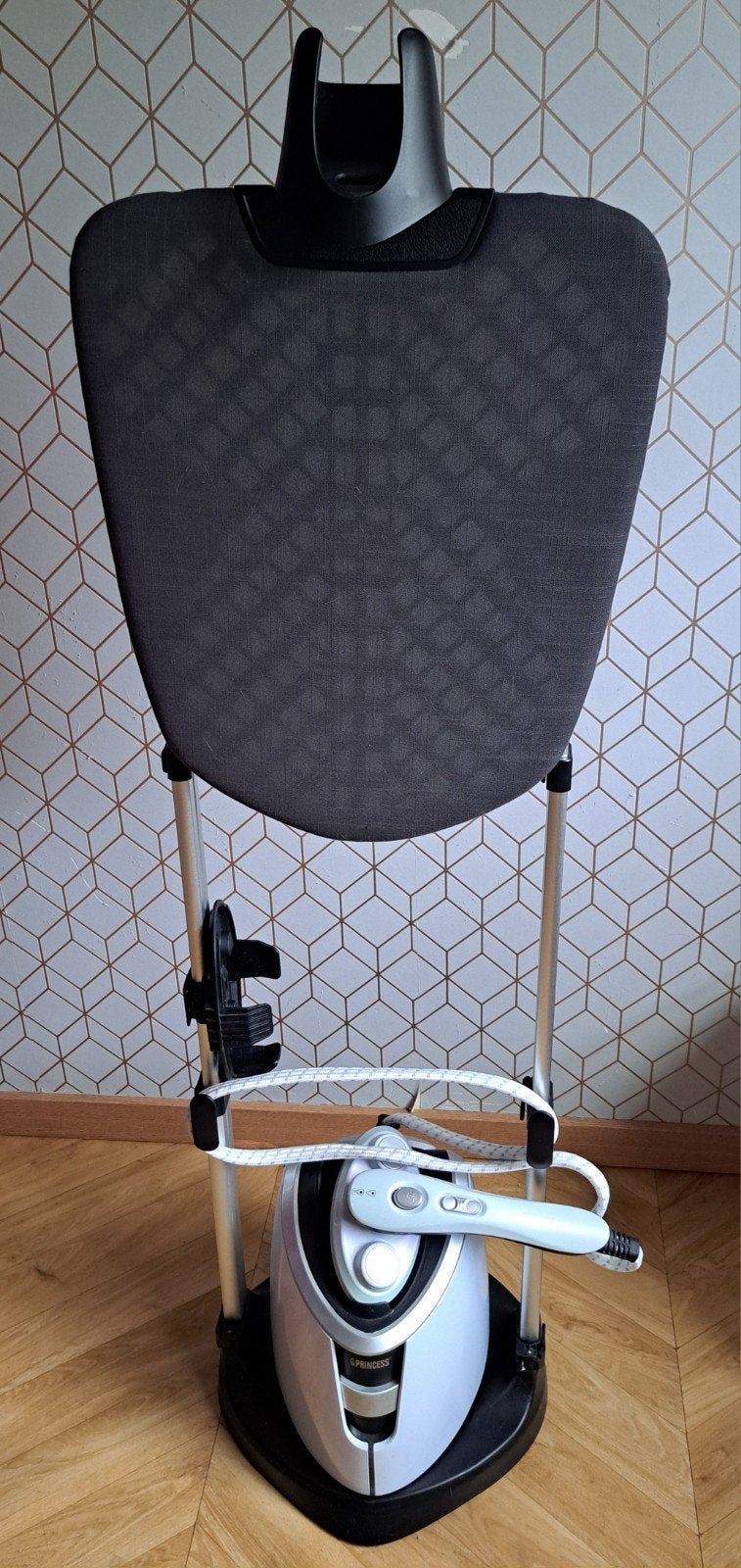 Princess all-in-one kledingstomer, Elektronische apparatuur, Ophalen