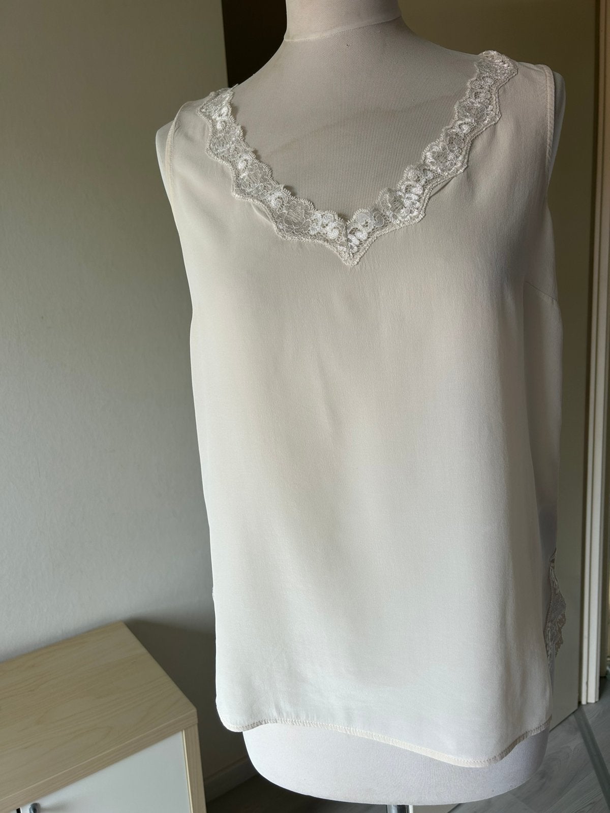 Beau haut en soie Luisa Cerano 38, Sans manches, Taille 38/40 (M), Enlèvement ou Envoi, Comme neuf