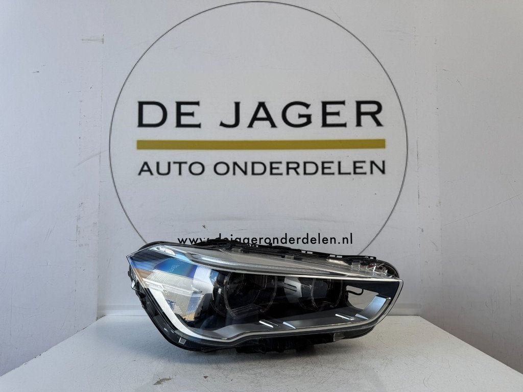 Phare avant gauche enti rement LED pour BMW X1 F48 F49 74950, Petuelring 130
80788  Munich, DE, Info@bmw.de, Utilisé, BMW