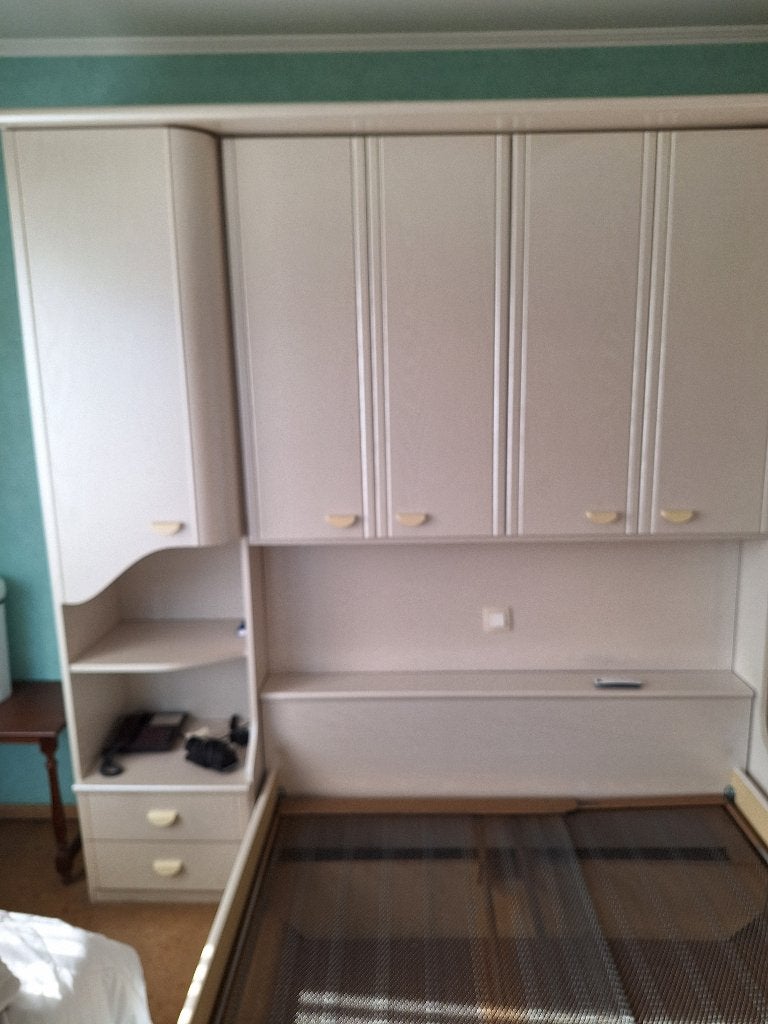 Vollige Slaapkamer bed + kast WIT& Creme, Huis en Inrichting, Slaapkamer | Complete slaapkamers, Ophalen, Zo goed als nieuw, Tweepersoons