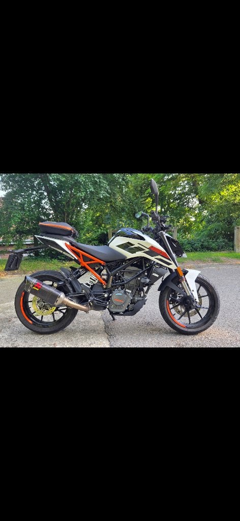 KTM duke 125, ABS, Occasion, Permis Moto A1 minimum, Particulier