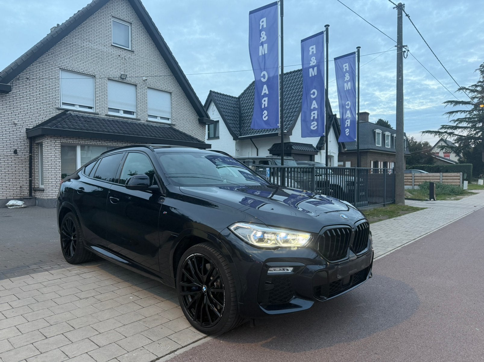BMW X6 4.0D AS M Pack/Camera/HUD/Pano/Memory/Lazer/Line ass, Auto's, Automaat, Dealer onderhouden, 2993 cc, Zwart