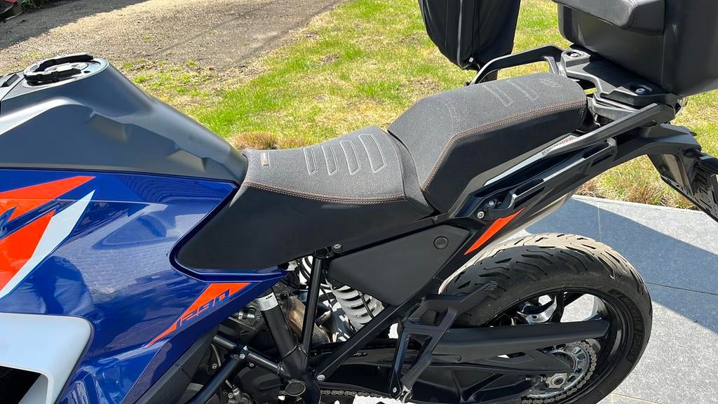 Ergo zadels KTM Super Adventure model 2021, Motoren, Ophalen, Gebruikt