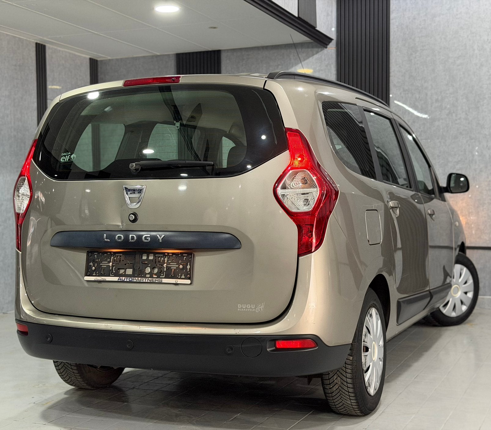 DACIA LODGY 1.2 TCE AIRCO PRETE A IMMATRICULER, Autos, Euro 5, Achat, Entreprise, Lodgy