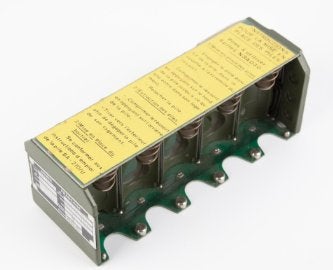 Cherche adaptateur de batterie pour radio PRC6 ou TRPP8, Télécoms, Émetteurs & Récepteurs, Enlèvement