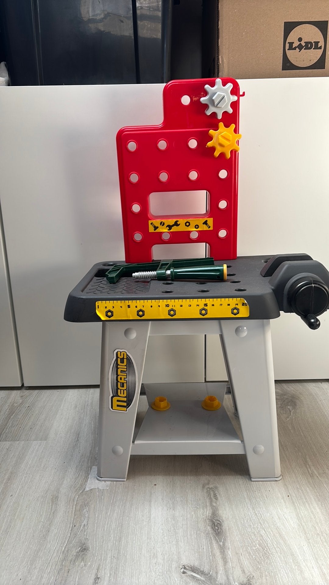 Speelgoed werktafel kind, Ophalen, Zo goed als nieuw
