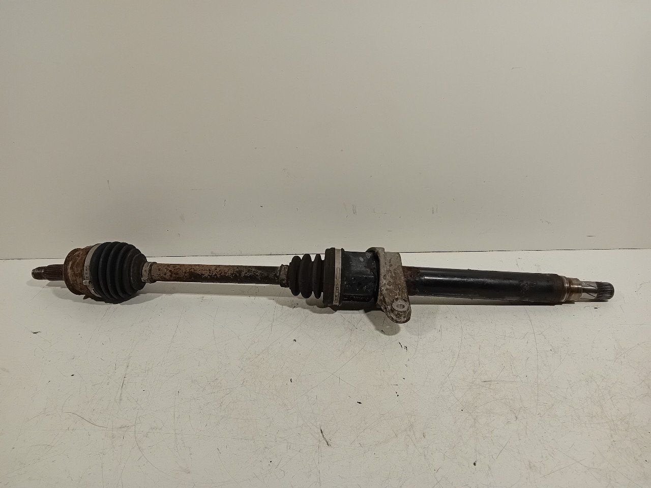 Aandrijfas rechts voor Mini Clubman, Onderdelen@venauto.nl, Van der Ven Autorecycling B.V., Ettenseweg 76, 4706 PB Roosendaal, The Netherlands