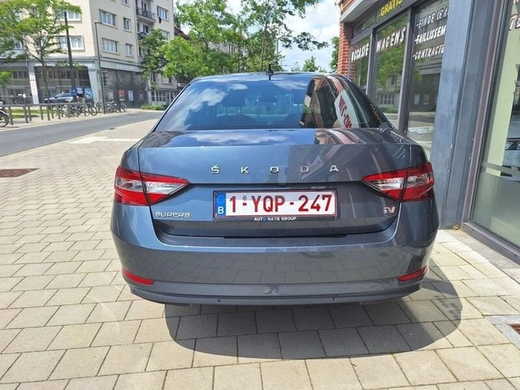 Skoda Superb 1.4 TSI ACT Style DSG + PACK CORPORATE PLUS -, Automaat, 4 deurs, Zwart, 35 g/km