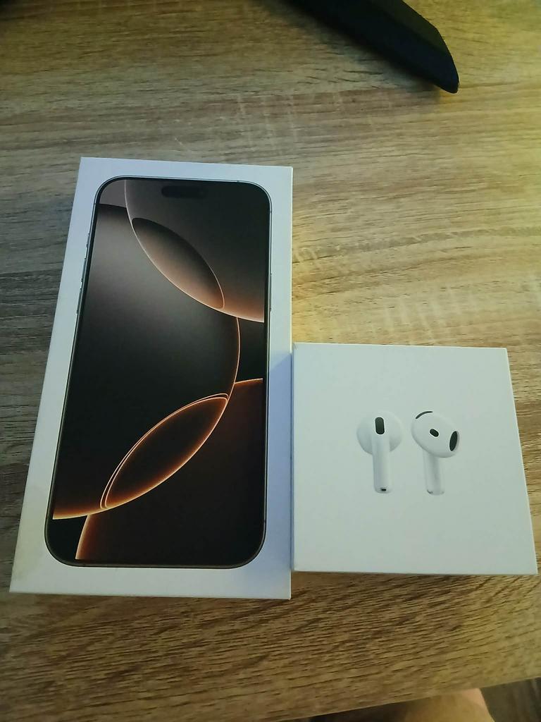 Iphone 16 pro max 256 giga avec airpod 4, Enlèvement ou Envoi, Comme neuf