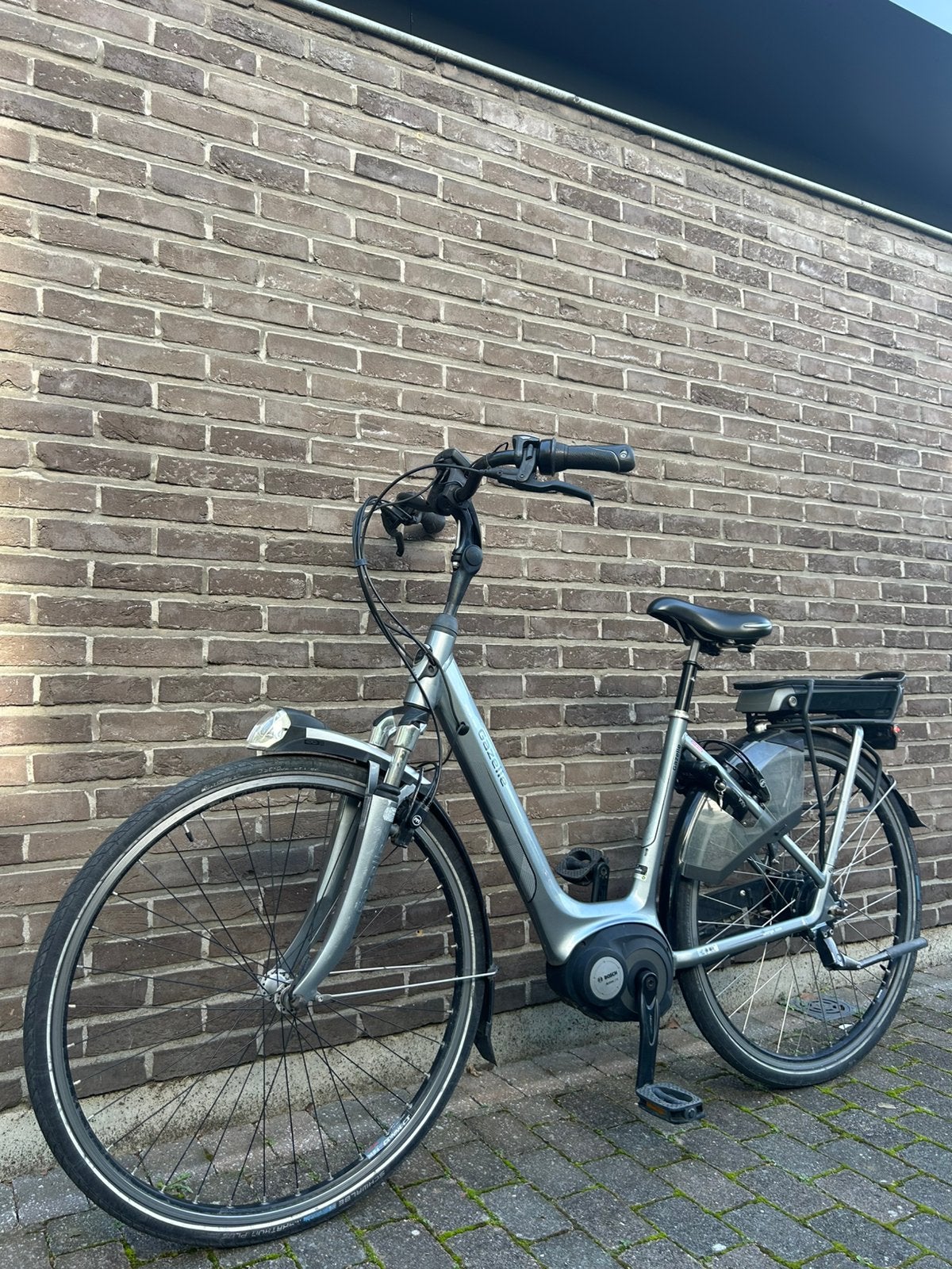 Elektrische fiets / Bosch, Ophalen, Gebruikt, 50 km per accu of meer, Gazelle