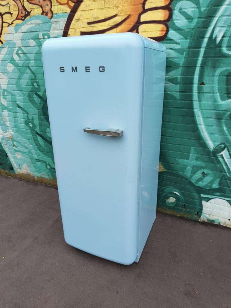 Lichtblauwe Smeg , 155 hoog, bezorgen mogelijk, Ophalen of Verzenden