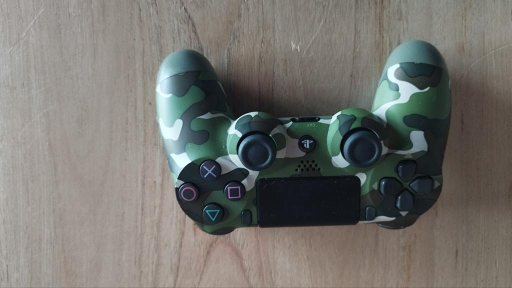 Manette PS4 DualShock 4 Green Camo Officielle - État neuf, Enlèvement, Micro, PlayStation 4