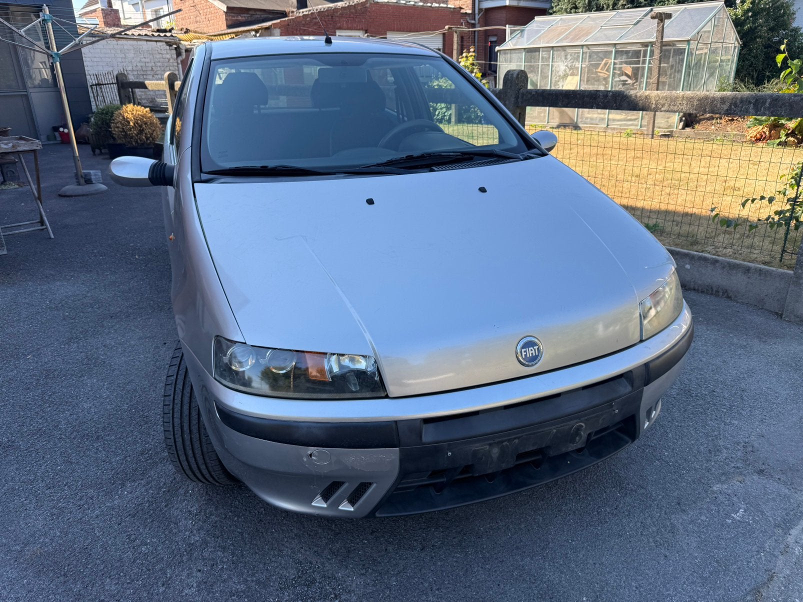 FIAT punto 1.2 benzine 16V 80pk 98000km, Autos, 1242 cm³, Argent ou Gris, Achat, Bleu