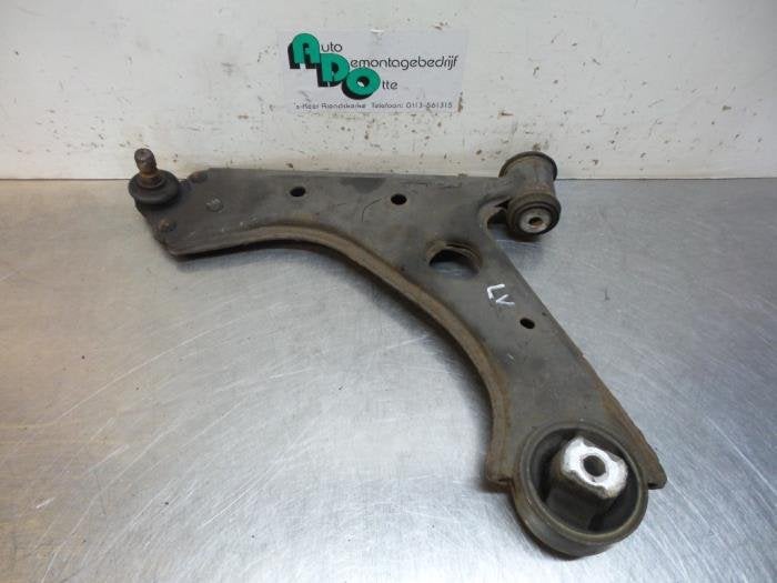 Bras de suspension avant gauche d'un Fiat Punto Evo, -, 3 mois de garantie, Utilisé, Fiat