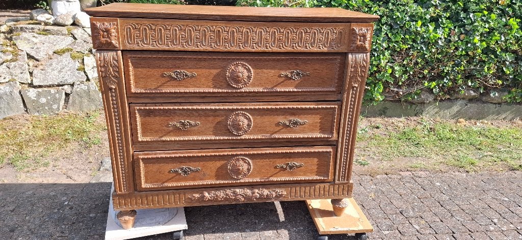 antieke ladenkast met houtgraveerwerk, Antiek en Kunst, Ophalen